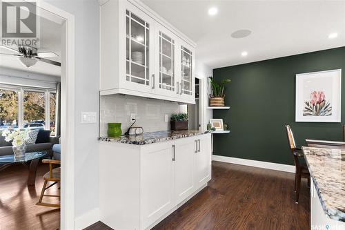 223 Sunset Drive, Regina, SK - Indoor Photo Showing Kitchen