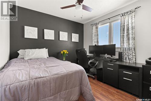 223 Sunset Drive, Regina, SK - Indoor Photo Showing Bedroom