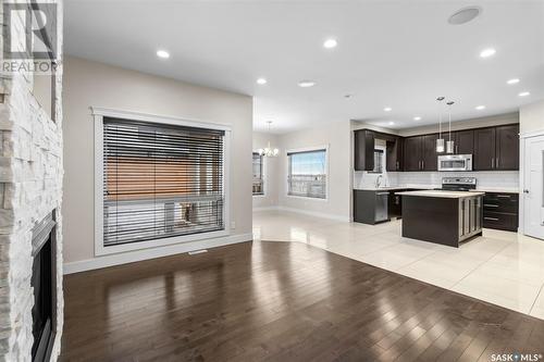 526 Baltzan Bay, Saskatoon, SK - Indoor Photo Showing Kitchen With Upgraded Kitchen