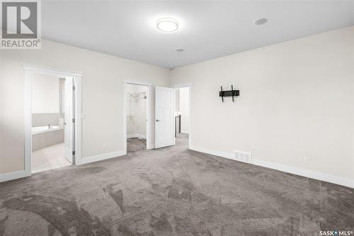 526 Baltzan Bay, Saskatoon, SK - Indoor Photo Showing Other Room