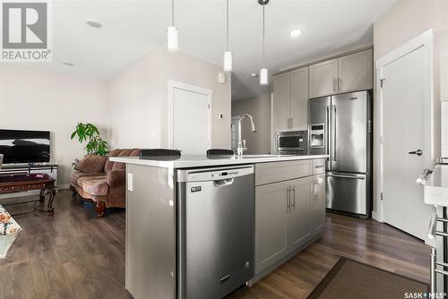 3539 Green Turtle Road, Regina, SK - Indoor Photo Showing Kitchen