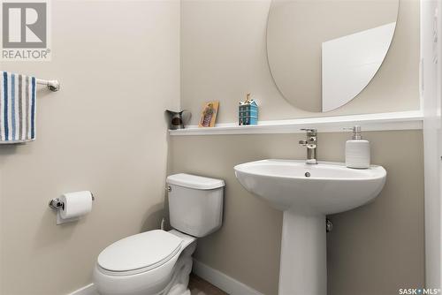 3539 Green Turtle Road, Regina, SK - Indoor Photo Showing Bathroom