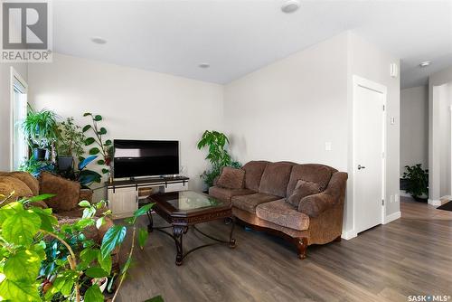 3539 Green Turtle Road, Regina, SK - Indoor Photo Showing Living Room