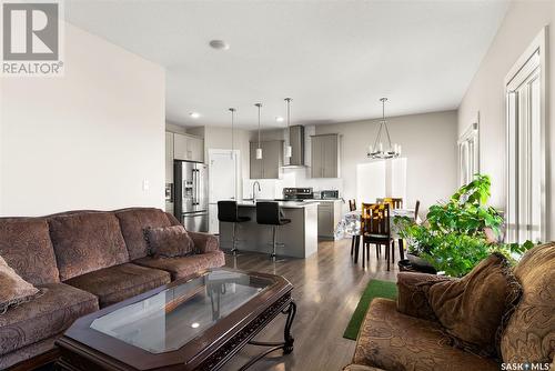 3539 Green Turtle Road, Regina, SK - Indoor Photo Showing Living Room