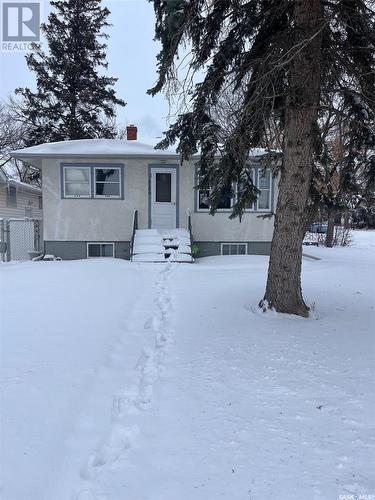 5100 Dewdney Avenue, Regina, SK - Outdoor With Facade