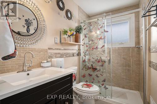 2024 Othello Avenue, Ottawa, ON - Indoor Photo Showing Bathroom