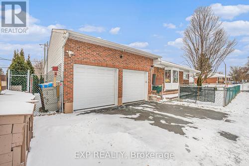 2024 Othello Avenue, Ottawa, ON - Outdoor