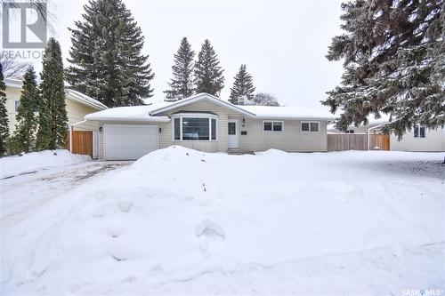 18 Hoeschen Crescent, Saskatoon, SK - Outdoor