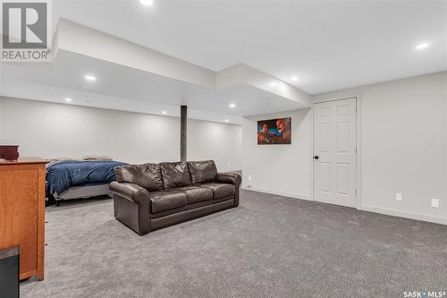 18 Hoeschen Crescent, Saskatoon, SK - Indoor Photo Showing Basement