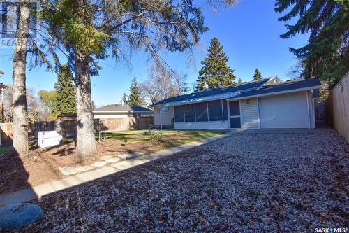 18 Hoeschen Crescent, Saskatoon, SK - Outdoor