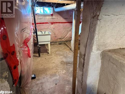 28 Harrison Avenue, Hamilton, ON - Indoor Photo Showing Basement