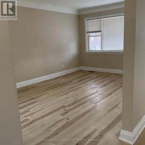 25 West 4Th Street, Hamilton, ON - Indoor Photo Showing Other Room