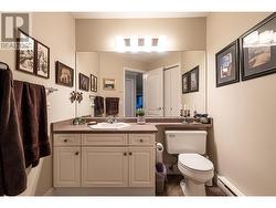 Main Bathroom - 