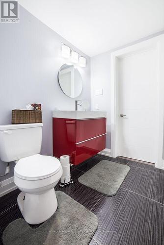 4069 Lakeshore Road, Burlington, ON - Indoor Photo Showing Bathroom