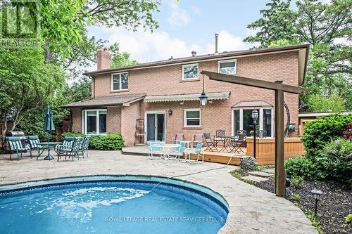 4069 Lakeshore Road, Burlington, ON - Outdoor