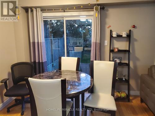 32 Stonecairn Drive, Cambridge, ON - Indoor Photo Showing Dining Room