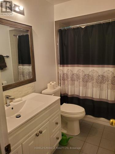 32 Stonecairn Drive, Cambridge, ON - Indoor Photo Showing Bathroom