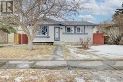 1011 Abbeydale Drive NE  Calgary, AB T2A 6H4