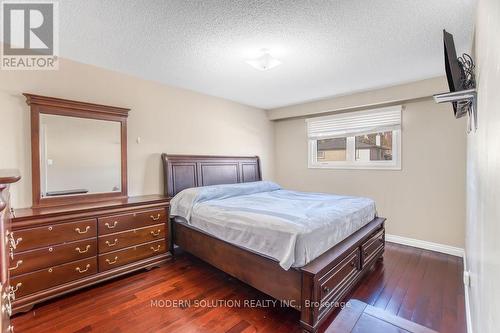 477 Fendalton Street, Mississauga, ON - Indoor Photo Showing Bedroom