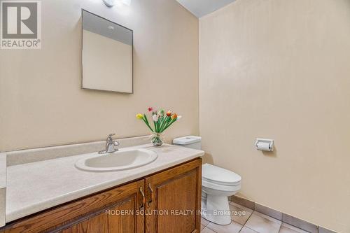 477 Fendalton Street, Mississauga, ON - Indoor Photo Showing Bathroom