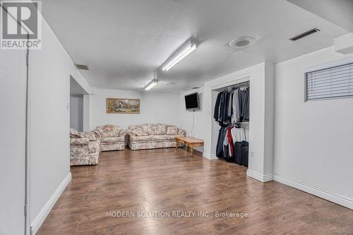 477 Fendalton Street, Mississauga, ON - Indoor