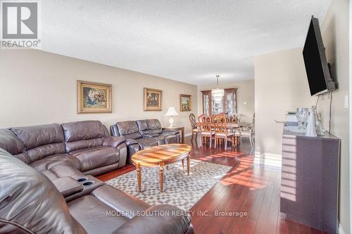 477 Fendalton Street, Mississauga, ON - Indoor Photo Showing Living Room