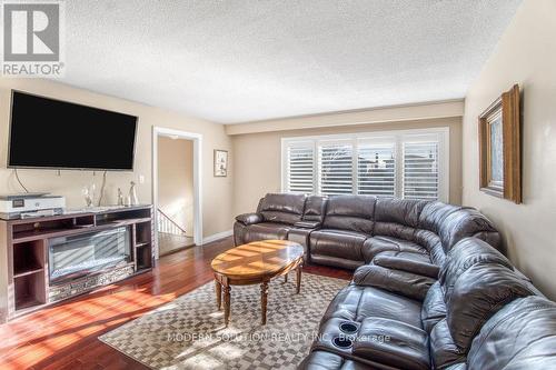 477 Fendalton Street, Mississauga, ON - Indoor Photo Showing Living Room