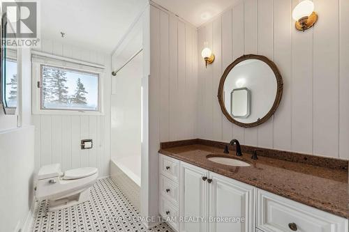 420 Billings Avenue, Ottawa, ON - Indoor Photo Showing Bathroom