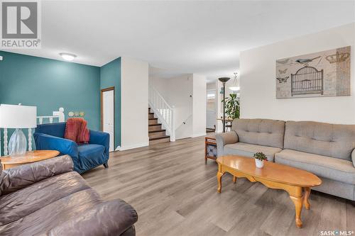 1502 12Th Avenue N, Regina, SK - Indoor Photo Showing Living Room