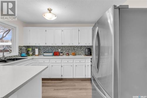 1502 12Th Avenue N, Regina, SK - Indoor Photo Showing Kitchen