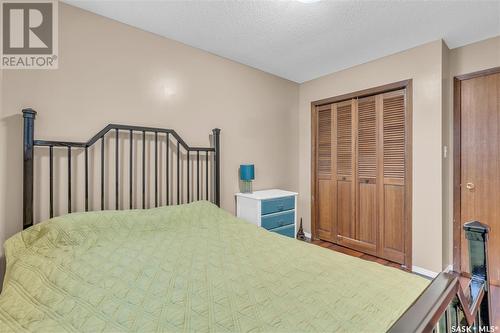 1502 12Th Avenue N, Regina, SK - Indoor Photo Showing Bedroom