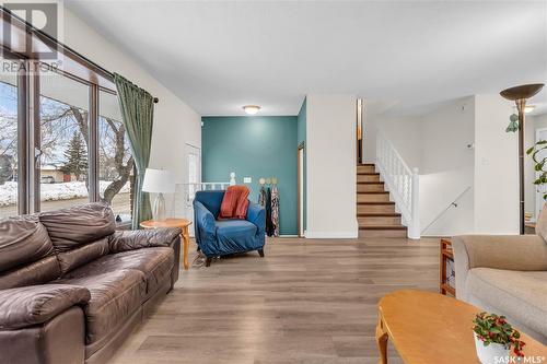 1502 12Th Avenue N, Regina, SK - Indoor Photo Showing Living Room