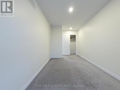 1427 Granrock Crescent, Mississauga, ON - Indoor Photo Showing Other Room