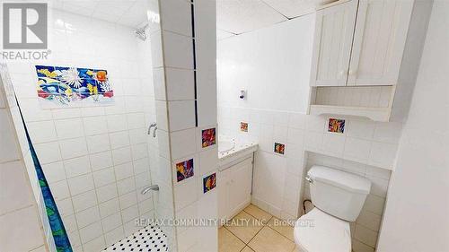 259 Ross Avenue, Kitchener, ON - Indoor Photo Showing Bathroom