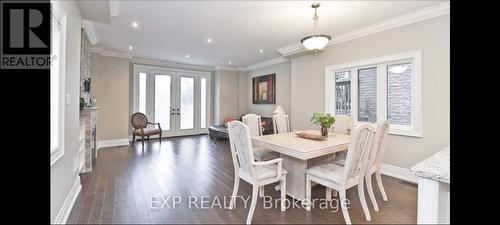 1033 Shaw Drive, Mississauga, ON - Indoor Photo Showing Dining Room