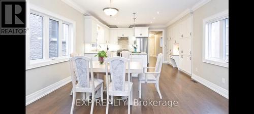 1033 Shaw Drive, Mississauga, ON - Indoor Photo Showing Dining Room