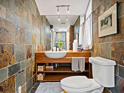 Salle de bains attenante Ã  la CCP - 