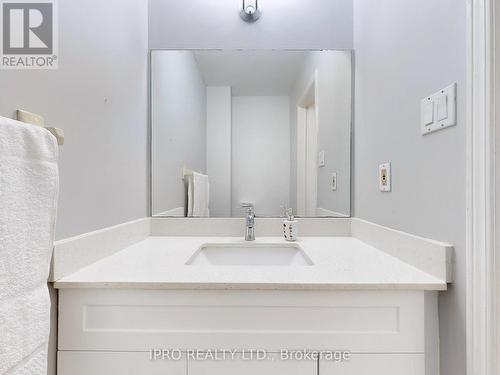 4387 Violet Road, Mississauga, ON - Indoor Photo Showing Bathroom