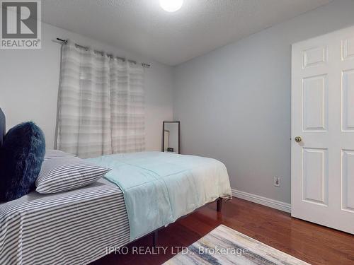 4387 Violet Road, Mississauga, ON - Indoor Photo Showing Bedroom