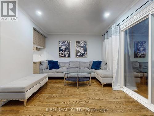 4387 Violet Road, Mississauga, ON - Indoor Photo Showing Living Room