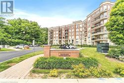 483 FAITH Drive Unit# 505  Mississauga, ON L5R 0A1