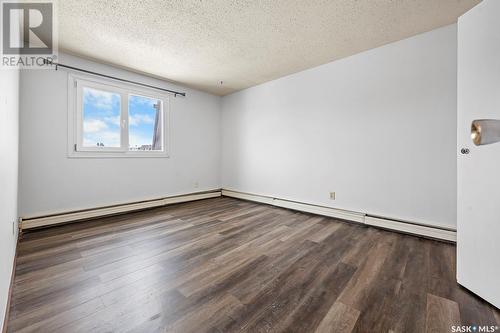 42 47 Centennial Street, Regina, SK - Indoor Photo Showing Other Room