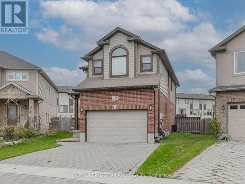 711 Springwood Crescent, London, ON - Outdoor With Facade