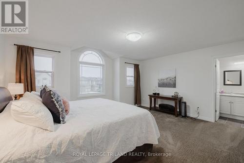 711 Springwood Crescent, London, ON - Indoor Photo Showing Bedroom