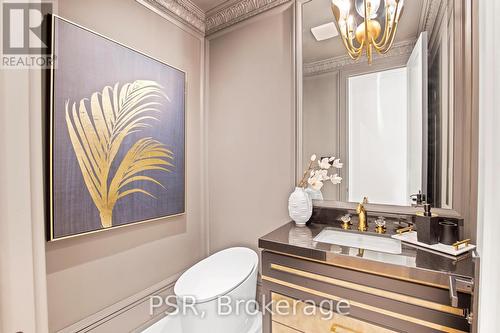 230 Dunvegan Road, Toronto, ON - Indoor Photo Showing Bathroom