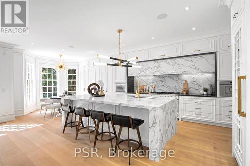 230 Dunvegan Road, Toronto (Forest Hill South), ON - Indoor Photo Showing Kitchen With Upgraded Kitchen