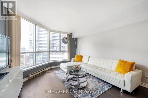 3301 - 38 Elm Street, Toronto, ON - Indoor Photo Showing Living Room