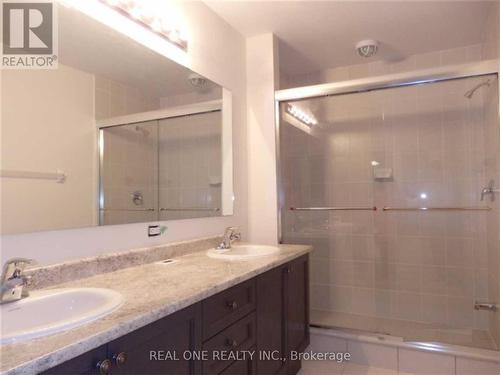 129 Beechborough Crescent, East Gwillimbury, ON - Indoor Photo Showing Bathroom