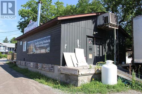 95 Main Street, Kawartha Lakes (Bobcaygeon), ON - Outdoor