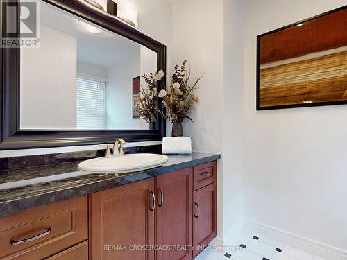 37 Bobwhite Crescent, Toronto, ON - Indoor Photo Showing Bathroom